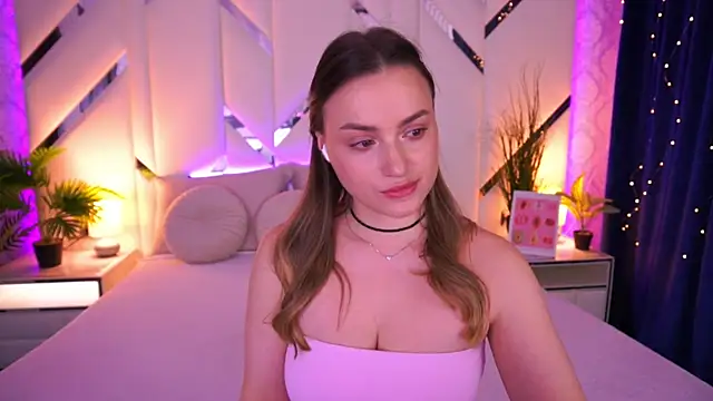 LindsieGreyy online show from 02-16-26, 02:37