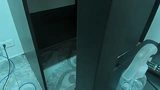 Andrea Tobar online show from 02-09-25, 05:29