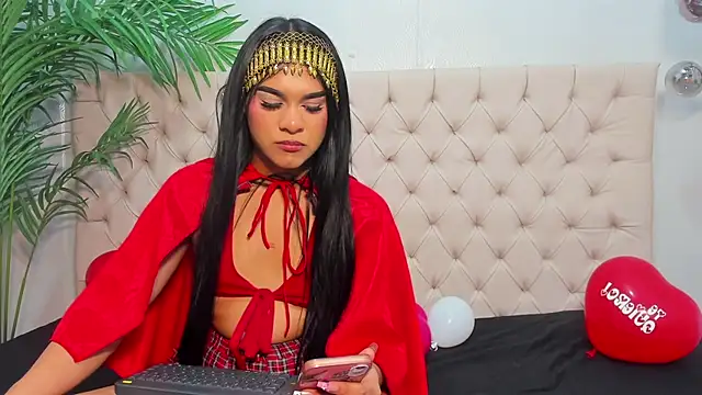 Andrea Tobar online show from 02-10-25, 07:38