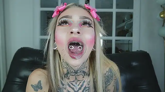 miss   angel online show from 02-11-26, 10:59