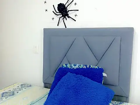 dominic 00 online show from 10-25-25, 08:31