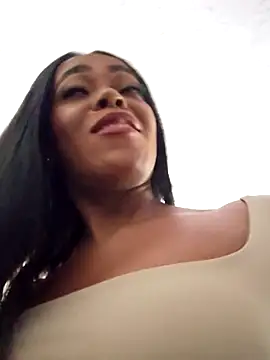 Snapshot of Nataylayla chatting on 10-04-25, 08:43 Nataylayla online show from 10-04-25, 08:43