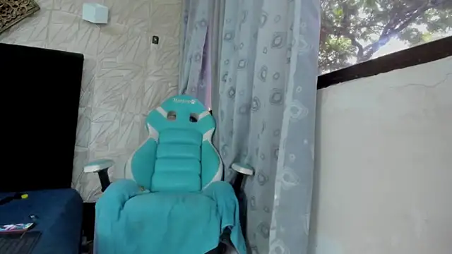 ChanelleJohnson  online show from 11-20-25, 06:52