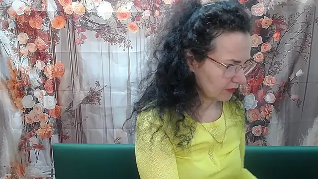 Snapshot of Miroslava_Happi chatting on 05-21-26, 05:49 Miroslava Happi online show from 05-21-26, 05:49