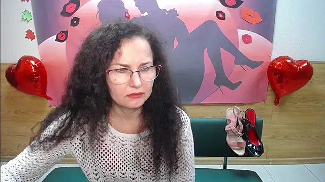 Miroslava Happi online show from 10-13-25, 05:31