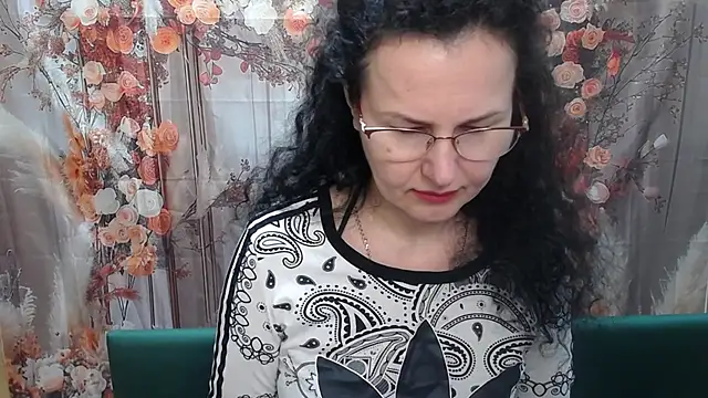 Snapshot of Miroslava_Happi chatting on 05-01-26, 05:34 Miroslava Happi online show from 05-01-26, 05:34