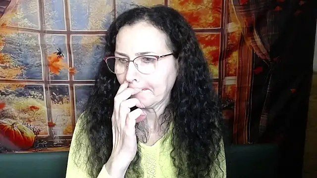 Miroslava Happi online show from 12-04-25, 06:34