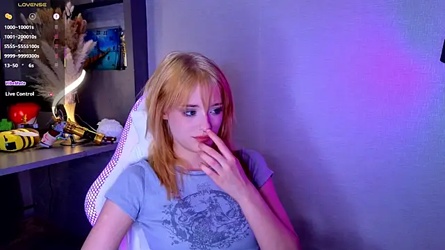 Hisoka akerley online show from 09-13-25, 05:02