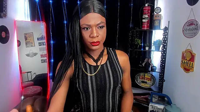 anuvyz miller  online show from 11-08-25, 01:14