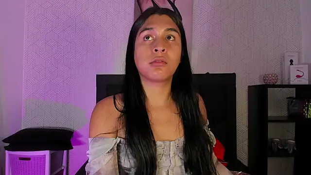 Selena fox7 online show from 02-13-26, 03:28