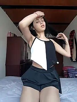 CHLOE ISABELL online show from 11-01-25, 07:52