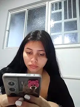 CHLOE ISABELL online show from 09-18-25, 05:16