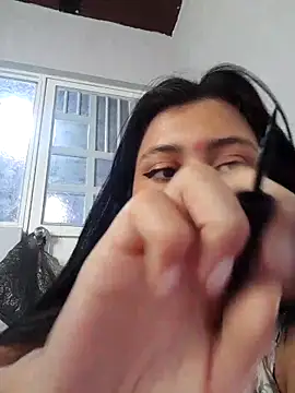 CHLOE ISABELL online show from 09-15-25, 03:34