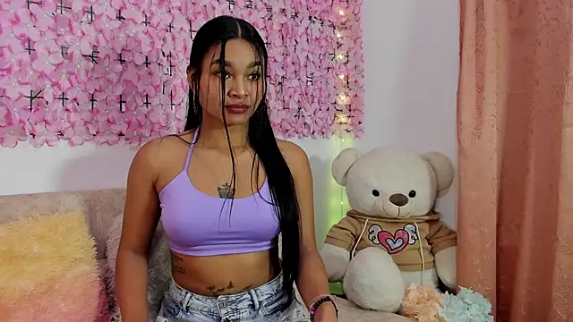 Lynda Bonnie online show from 10-18-25, 11:45