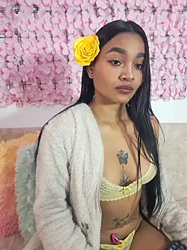 Lynda Bonnie online show from 10-11-25, 01:56