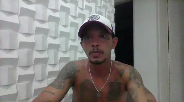 Snapshot of allisonbr chatting on 03-17-25, 09:24 allisonbr online show from 03-17-25, 09:24