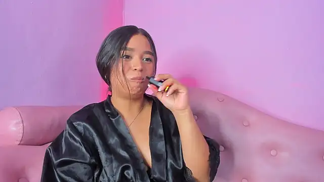 Snapshot of _JuliSweet_ chatting on 09-23-25, 12:17 JuliSweet online show from 09-23-25, 12:17