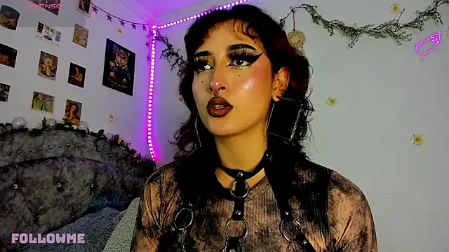 roxxystar  online show from 03-10-25, 02:06