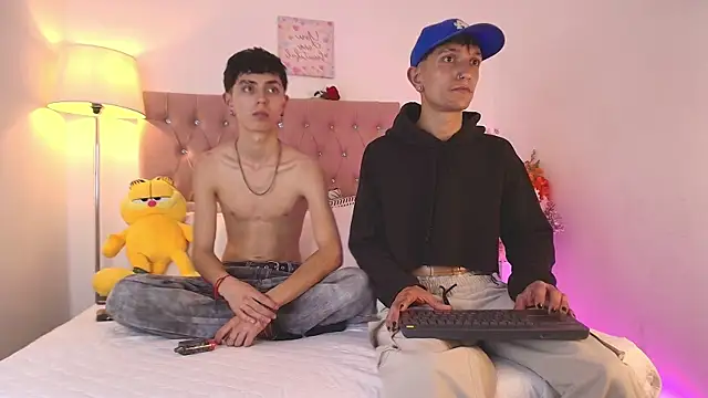 Snapshot of MaikyCooper chatting on 02-26-25, 11:19 MaikyCooper online show from 02-26-25, 11:19