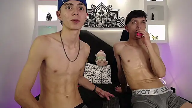 Snapshot of MaikyCooper chatting on 02-26-25, 10:38 MaikyCooper online show from 02-26-25, 10:38