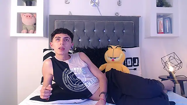 Snapshot of MaikyCooper chatting on 03-13-25, 09:43 MaikyCooper online show from 03-13-25, 09:43