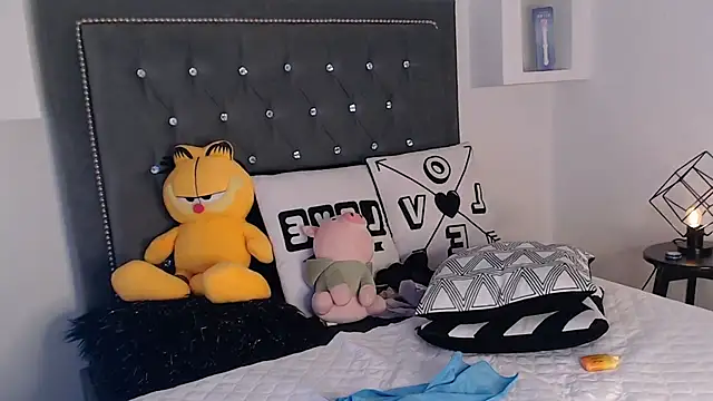 Snapshot of MaikyCooper chatting on 03-17-25, 04:51 MaikyCooper online show from 03-17-25, 04:51