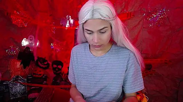 Auroraa soul online show from 10-24-25, 01:21