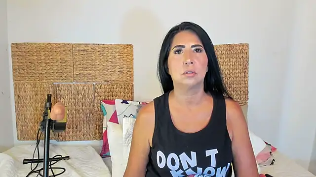 Jackiehmilf52 online show from 07-13-26, 01:43