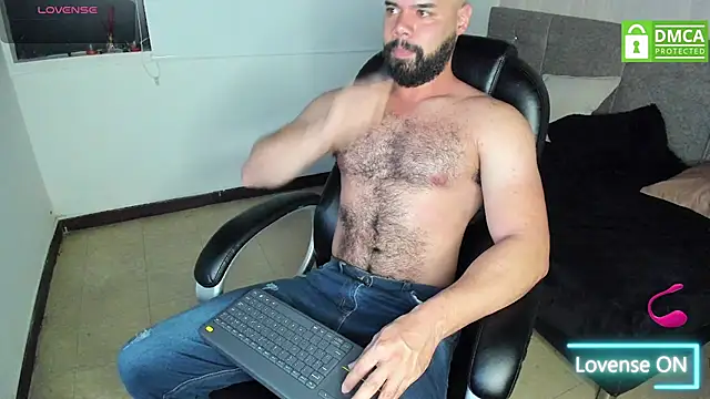 Luke Diaz7 online show from 10-28-25, 05:18