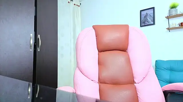 atenea 02 love online show from 11-05-25, 01:42