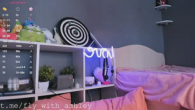 ashley lovestory online show from 11-18-25, 05:22