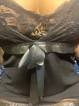 MAHI-MISHRA-69 online show from 02-25-26, 08:25