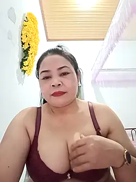 Snapshot of Baby-bigtits2024 chatting on 03-16-25, 01:06 Baby-bigtits2024 online show from 03-16-25, 01:06