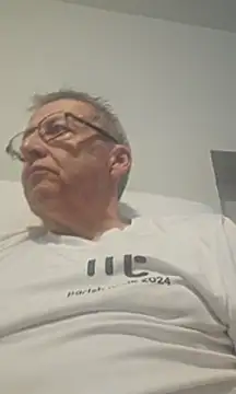 mann4u147 online show from 09-29-25, 08:47