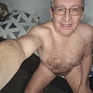 mann4u147 online show from 10-15-25, 05:43