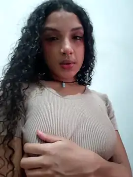 Majo BigTits online show from 11-21-25, 01:32