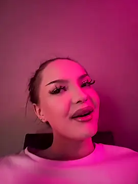 Snapshot of AlexaBright chatting on 11-09-25, 06:01 AlexaBright online show from 11-09-25, 06:01