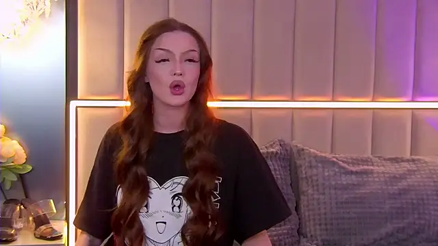 Snapshot of AlexaBright chatting on 11-16-25, 07:40 AlexaBright online show from 11-16-25, 07:40