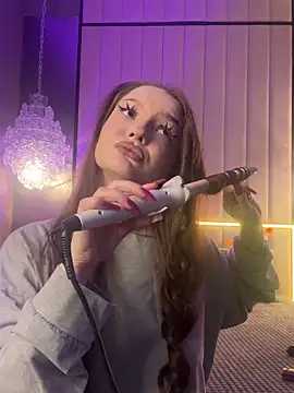 Snapshot of AlexaBright chatting on 11-03-25, 06:00 AlexaBright online show from 11-03-25, 06:00