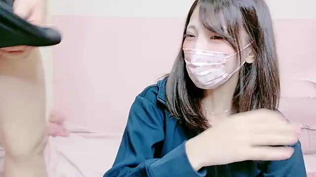-nyanko- online show from 09-17-25, 01:57