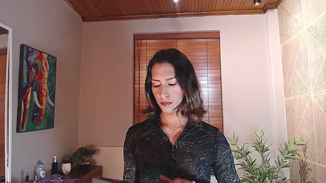 Georgina Palacios  online show from 02-13-26, 03:50