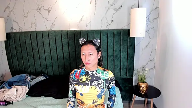 Snapshot of Georgina_Palacios_ chatting on 09-17-25, 03:52 Georgina Palacios  online show from 09-17-25, 03:52