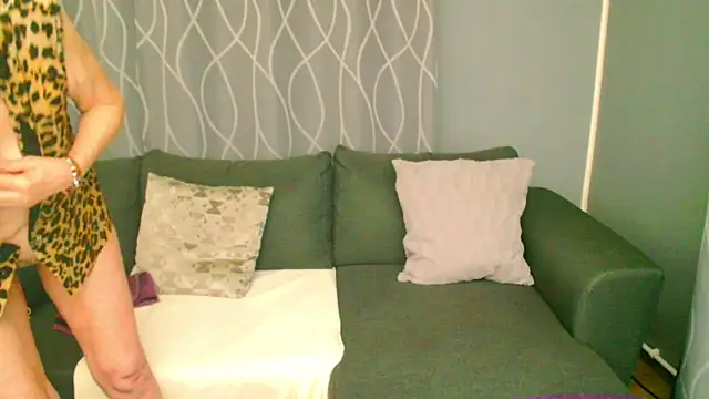 adeleadison online show from 11-15-25, 04:49