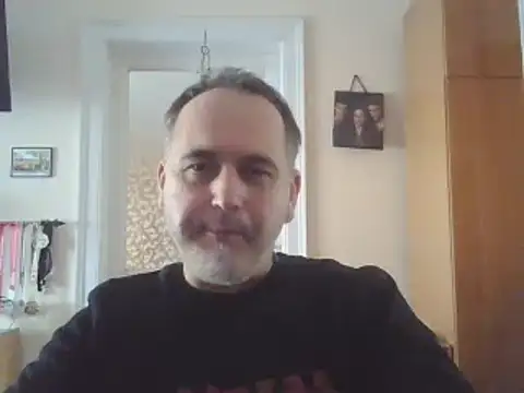 Szolga10 online show from 11-09-25, 10:52