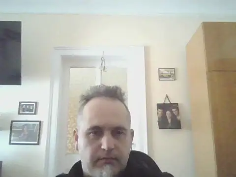 Szolga10 online show from 03-23-26, 02:50