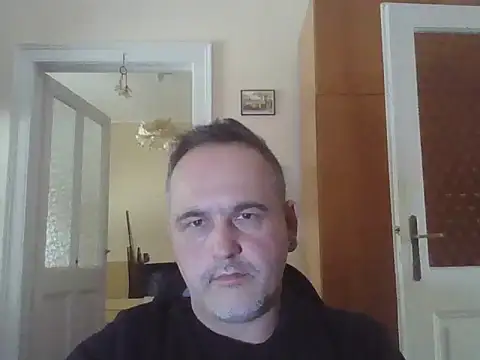 Szolga10 online show from 04-20-26, 01:24