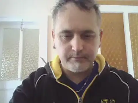 Szolga10 online show from 03-18-25, 01:12