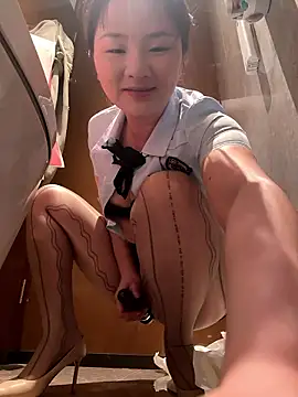 Mia-77 online show from 01-15-26, 09:34