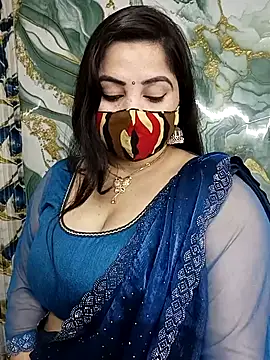 Snapshot of seetatiwari chatting on 10-08-25, 04:51 seetatiwari online show from 10-08-25, 04:51