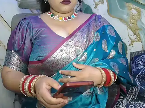 Snapshot of seetatiwari chatting on 05-26-26, 06:39 seetatiwari online show from 05-26-26, 06:39
